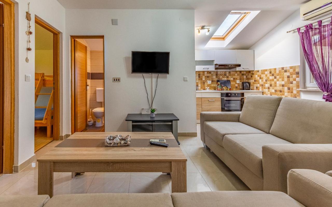 Villa Iness ميدولين المظهر الخارجي الصورة