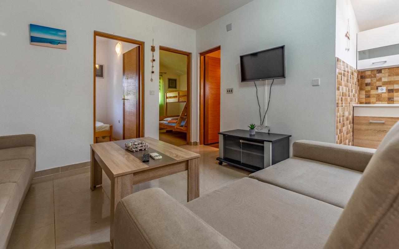 Villa Iness ميدولين المظهر الخارجي الصورة
